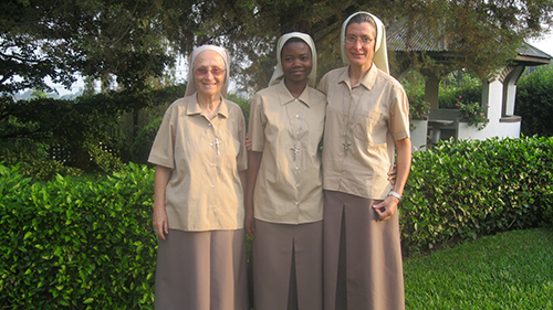 sr. anne marie sr.monica e sr. giovanna